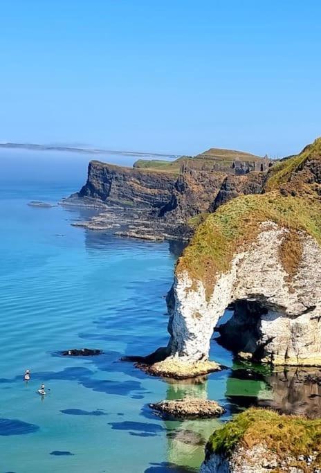 Causeway97 Townhouse Villa Portrush Bagian luar foto