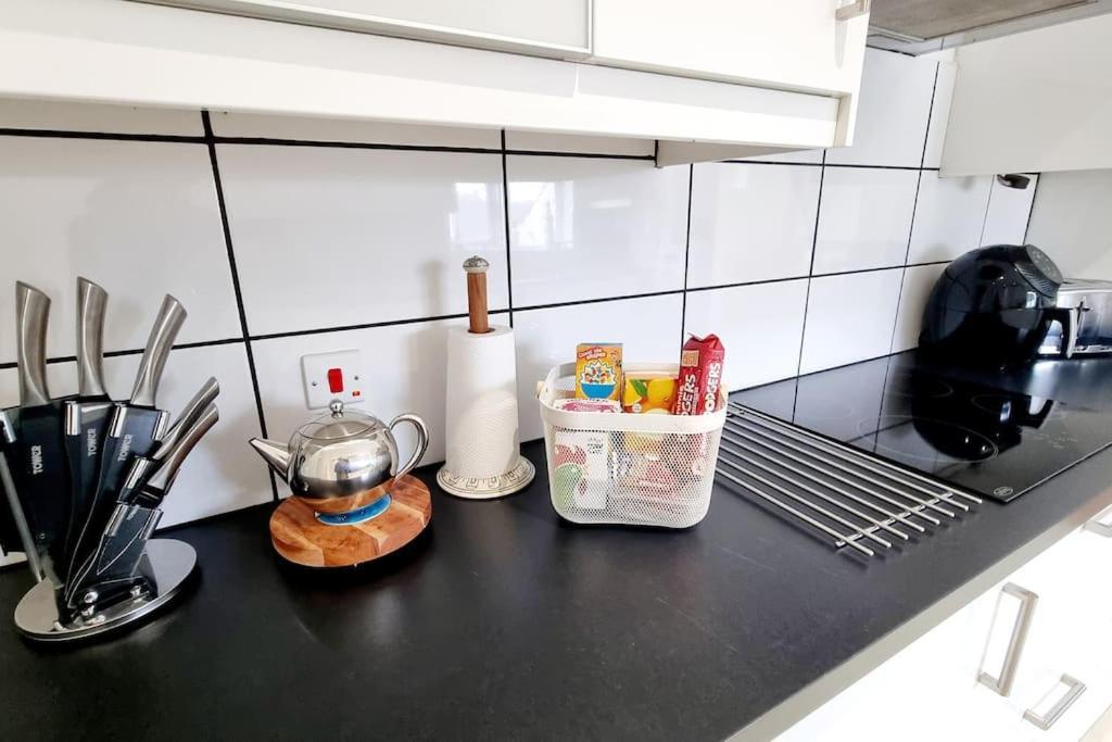 Causeway97 Townhouse Villa Portrush Bagian luar foto
