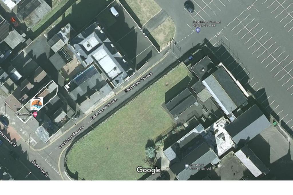 Causeway97 Townhouse Villa Portrush Bagian luar foto